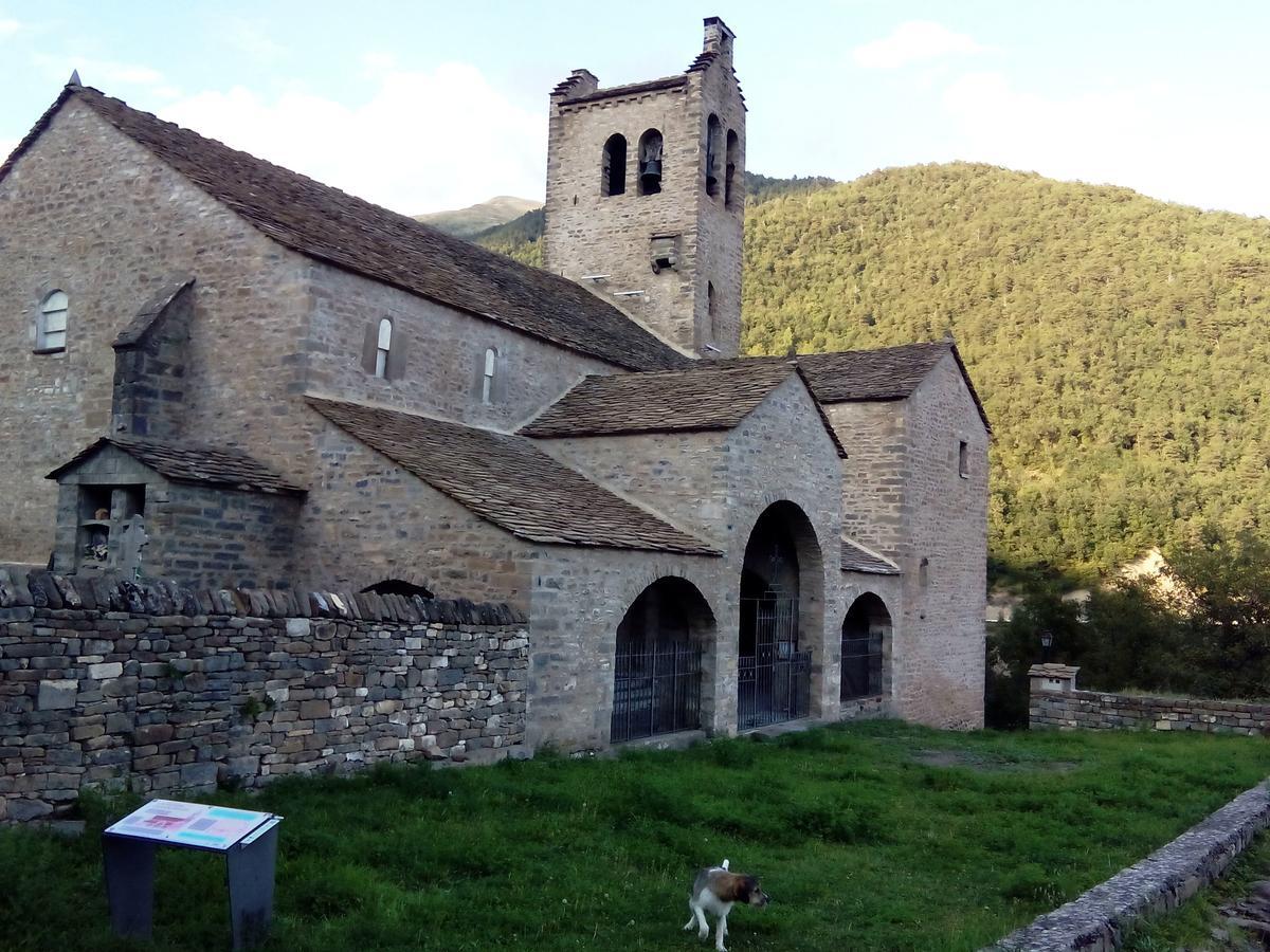 Albergue El Ultimo Bucardo Linás de Broto Exterior foto